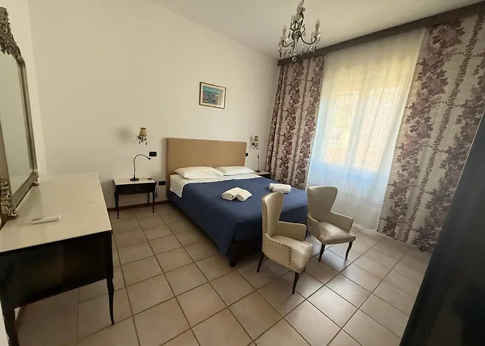 Casa Cervi With Pool & Garden Near